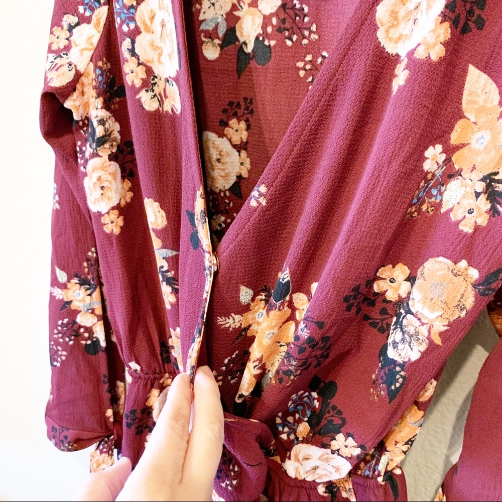 Guess Romper - Picture 4 of 7